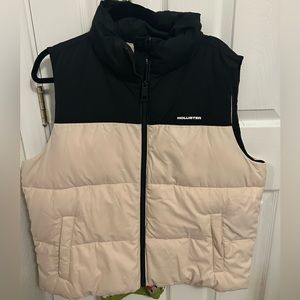 Hollister Puffer Vest